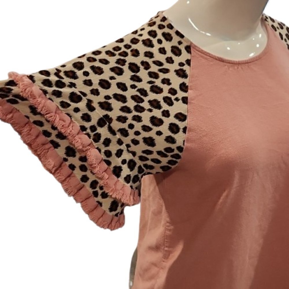 [Umgee] Pink Leopard Frayed Bell Sleeve Tunic - Size M - Picture 5 of 11